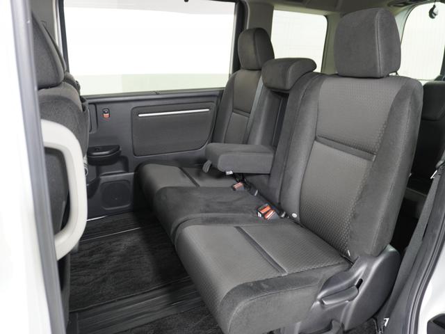 ステップワゴンスパーダ スパーダホンダセンシング 1オ-ナ-ナビ後席モニタDレコETC2.0両電扉 アダプティブクルーズコントロール Bluetooth パドルシフト 16インチ純正アルミホイール CD/DVD フルセグTV レーンアシスト 禁煙車(14枚目)