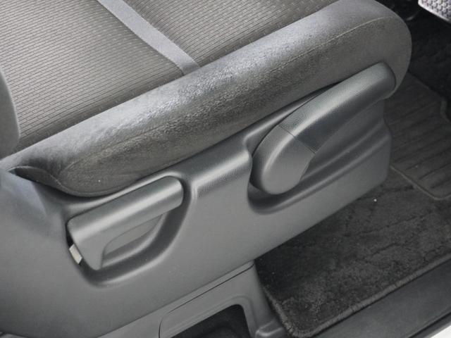 ステップワゴンスパーダ スパーダホンダセンシング 1オ-ナ-ナビ後席モニタDレコETC2.0両電扉 アダプティブクルーズコントロール Bluetooth パドルシフト 16インチ純正アルミホイール CD/DVD フルセグTV レーンアシスト 禁煙車(44枚目)