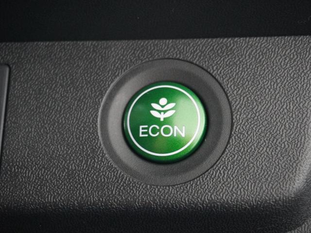 ステップワゴンスパーダ スパーダホンダセンシング 1オ-ナ-ナビ後席モニタDレコETC2.0両電扉 アダプティブクルーズコントロール Bluetooth パドルシフト 16インチ純正アルミホイール CD/DVD フルセグTV レーンアシスト 禁煙車(45枚目)