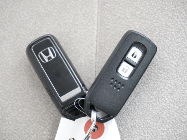 Ｎ－ＯＮＥ オリジナル　ワンオーナー　７インチ純正ナビ　ＥＴＣ　バックカメラ　アダプティブクルーズコントロール　Ｂｌｕｅｔｏｏｔｈ　障害物センサー　オートハイビーム　デイライト　フルセグＴＶ　ＤＶＤ再生　禁煙車　スペアキー（17枚目）