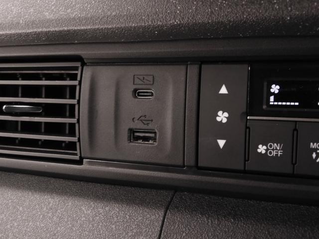 Ｎ－ＢＯＸカスタム ターボ　デモカー　９インチ純正ナビ　ドラレコ　ＥＴＣ　バックカメラ　両側電動スライドドア　渋滞追従クルーズ　Ｂｌｕｅｔｏｏｔｈ　障害物センサー　シートヒーター　１５インチ純正アルミホイール　禁煙車　スペアキー（7枚目）