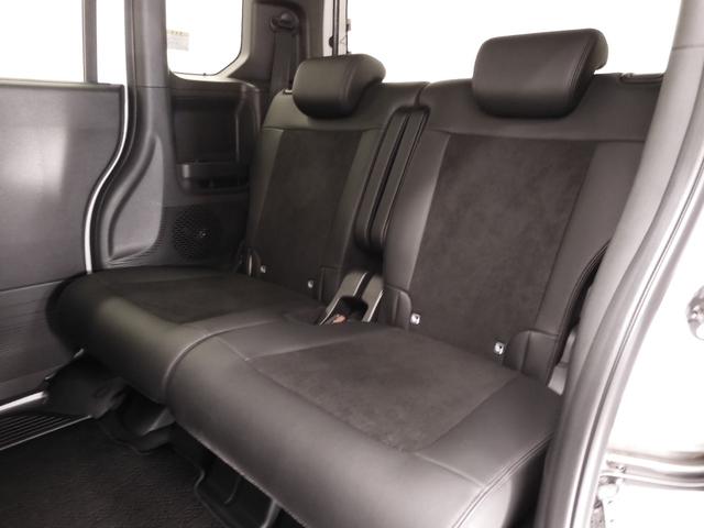 Ｎ－ＢＯＸカスタム ターボ　デモカー　９インチ純正ナビ　ドラレコ　ＥＴＣ　バックカメラ　両側電動スライドドア　渋滞追従クルーズ　Ｂｌｕｅｔｏｏｔｈ　障害物センサー　シートヒーター　１５インチ純正アルミホイール　禁煙車　スペアキー（12枚目）