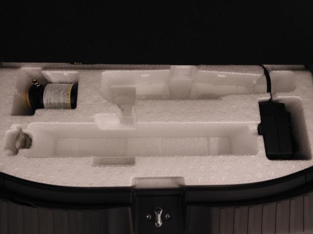 Ｎ－ＢＯＸカスタム ターボ　デモカー　９インチ純正ナビ　ドラレコ　ＥＴＣ　バックカメラ　両側電動スライドドア　渋滞追従クルーズ　Ｂｌｕｅｔｏｏｔｈ　障害物センサー　シートヒーター　１５インチ純正アルミホイール　禁煙車　スペアキー（48枚目）