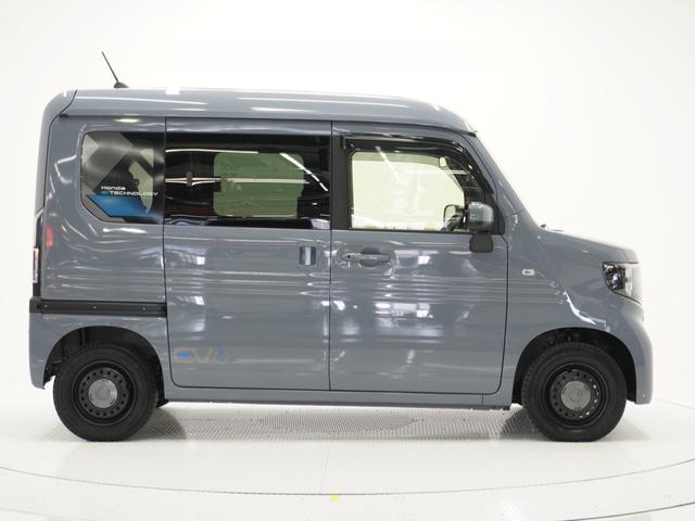 Ｎ－ＶＡＮ ｅ： ｅ：ファン　デモカー　８インチ純正ナビ　ドラレコ　ＥＴＣ　バックカメラ　アダプティブクルーズコントロール　Ｂｌｕｅｔｏｏｔｈ　障害物センサー　オートハイビーム　フルセグ　スペアキー有り　禁煙車　レーンアシスト（28枚目）