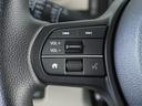 ベースグレード　２年保証当社試乗車ナビＲカメ両電扉ＥＴＣドラレコ　ＢＬＵＥＴＯＯＴＨ　衝突軽減システム　スマートキ－　車線維持支援システム　禁煙　電動格納式ドアミラー　カーテンエアバック　イモビライザー　ＥＣＯモード（52枚目）