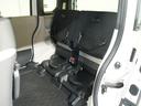 ベースグレード　当社試乗車ナビＲカメＤレコＥＴＣ両電扉ＢＴ地デジ　ＢＬＵＥＴＯＯＴＨ　衝突軽減システム　スマートキ－　車線維持支援システム　禁煙　電動格納式ドアミラー　カーテンエアバック　イモビライザー　ＥＣＯモード（39枚目）