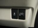 ベースグレード　当社試乗車ナビＲカメＤレコＥＴＣ両電扉ＢＴ地デジ　ＢＬＵＥＴＯＯＴＨ　衝突軽減システム　スマートキ－　車線維持支援システム　禁煙　電動格納式ドアミラー　カーテンエアバック　イモビライザー　ＥＣＯモード（49枚目）