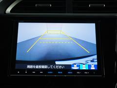 ◆バックカメラ◆リバースにするだけで映ります、後方の安全確認や、狭い駐車場での車庫入れ、雨の日や夜間など視界の悪い時に便利です！安全にバックする為には欠かせない装備です。 4