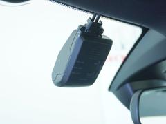 ◆ドライブレコーダー◆映像・音声などを記録する自動車用の装置です。　もしもの事故の際の記録はもちろん、旅行の際の思い出としてドライブの映像を楽しむことができます。 5