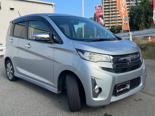 ｅＫカスタム Ｔ　禁煙車　ターボ車　イクリプスナビ　フルセグＴＶ　純正ＨＩＤ　スマートキー　プッシュスタート　ＡＢＳ　オートエアコン　ＥＴＣ　バックカメラ　電格ミラー　バイザー（6枚目）