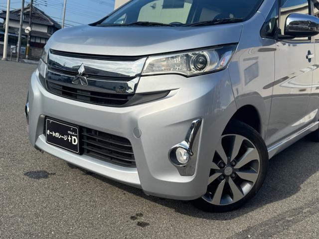 ｅＫカスタム Ｔ　禁煙車　ターボ車　イクリプスナビ　フルセグＴＶ　純正ＨＩＤ　スマートキー　プッシュスタート　ＡＢＳ　オートエアコン　ＥＴＣ　バックカメラ　電格ミラー　バイザー（7枚目）