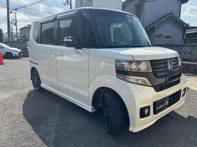 Ｎ－ＢＯＸカスタム ２トーンカラースタイル　ＧターボＳＳパッケージ　禁煙車　ターボ車　ナビ　フルセグ　Ｂｌｕｅｔｏｏｔｈ　　ＥＴＣ　両側スライドドア　パドルシフト　プラグ交換　エアーフィルター交換　ＡＢＳ　バックカメラ　オートクルーズ　オートライト　シートヒーター（6枚目）