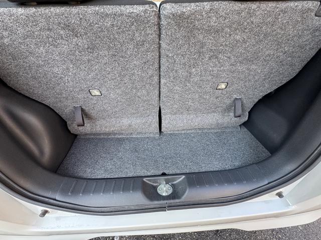 デイズルークス ライダー　禁煙車　４ＷＤ　ターボ車　　ナビ　フルセグＴＶ　　アラウンドビューモニター　シートヒーター　両側パワースライドドア　プッシュスタート　純正ＨＩＤヘッドライト　純正ライダー専用バイザー　電格ミラー（19枚目）