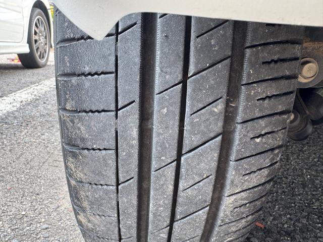 デイズルークス ライダー　禁煙車　４ＷＤ　ターボ車　　ナビ　フルセグＴＶ　　アラウンドビューモニター　シートヒーター　両側パワースライドドア　プッシュスタート　純正ＨＩＤヘッドライト　純正ライダー専用バイザー　電格ミラー（21枚目）