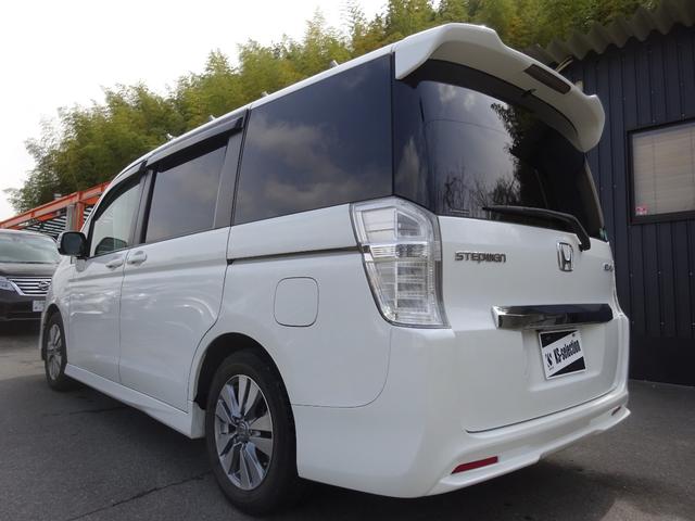 ステップワゴンスパーダ パワーエディション　ＨＩＤヘッドライト　オートライト　ＥＴＣ　メモリーナビ　バックカメラ　両側電動スライドドア　オートエアコン　後部座席マニュアルエアコン　一年保証（41枚目）