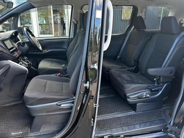 エスクァイア ハイブリッドXi ナビ Bluetoothオーディオ シートヒーター プッシュスタート TV 電動スライドドア ロールサンシェード パワーウィンドウ 電動格納ミラー オートエアコン ETC スマートキー アフター保証(9枚目)