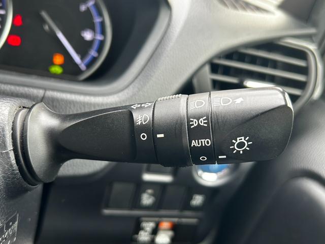 エスクァイア ハイブリッドXi ナビ Bluetoothオーディオ シートヒーター プッシュスタート TV 電動スライドドア ロールサンシェード パワーウィンドウ 電動格納ミラー オートエアコン ETC スマートキー アフター保証(18枚目)