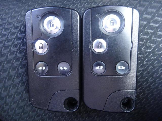 ステップワゴンスパーダ Z インターナビセレクション 両側電動スライドドア ETC バックカメラ クルーズコントロール 純正ナビ 電動格納ミラー 純正アルミホイール スマートキー パワーウィンドウ オートライト オートエアコン 3列シート アフター保証(31枚目)