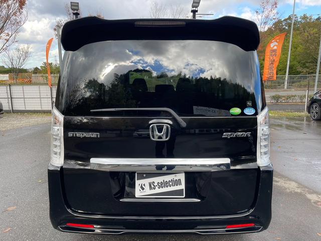 ステップワゴンスパーダ S 両側電動パワースライドドア ETC バックカメラ ステアリングスイッチ クルーズコントロール デジタルTV 電動格納ミラー パワーウィンドウ(4枚目)