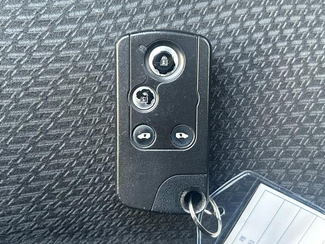 ステップワゴンスパーダ S 両側電動パワースライドドア ETC バックカメラ ステアリングスイッチ クルーズコントロール デジタルTV 電動格納ミラー パワーウィンドウ(29枚目)