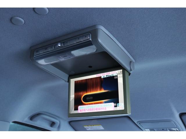 ステップワゴンスパーダ Ｚ　クールスピリット　ＨＩＤヘッドライト　純正インチアルミホイールフリップダウンモニター　両側パワスラ　クルコン　オートライト　　Ｈレザーシート　純正ナビ　ＴＶ　バックカメラ　Ｂｌｕｅｔｏｏｔｈ対応（9枚目）