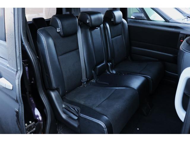 ステップワゴンスパーダ Ｚ　クールスピリット　ＨＩＤヘッドライト　純正インチアルミホイールフリップダウンモニター　両側パワスラ　クルコン　オートライト　　Ｈレザーシート　純正ナビ　ＴＶ　バックカメラ　Ｂｌｕｅｔｏｏｔｈ対応（10枚目）