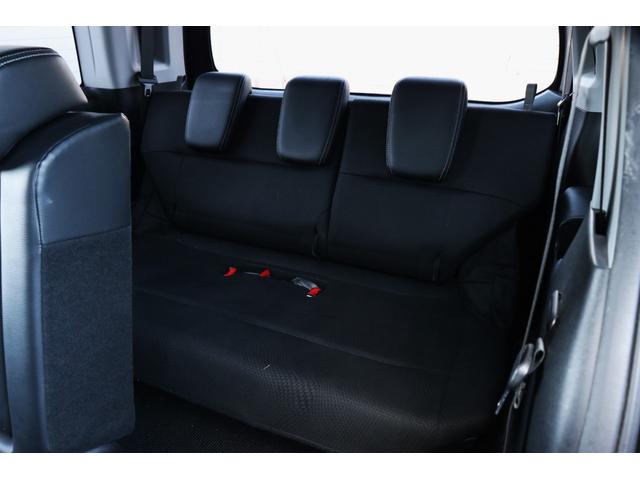 ステップワゴンスパーダ Ｚ　クールスピリット　ＨＩＤヘッドライト　純正インチアルミホイールフリップダウンモニター　両側パワスラ　クルコン　オートライト　　Ｈレザーシート　純正ナビ　ＴＶ　バックカメラ　Ｂｌｕｅｔｏｏｔｈ対応（12枚目）