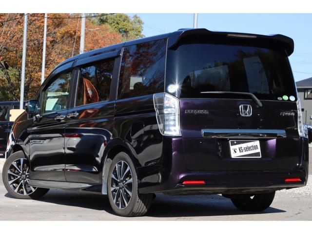 ステップワゴンスパーダ Ｚ　クールスピリット　ＨＩＤヘッドライト　純正インチアルミホイールフリップダウンモニター　両側パワスラ　クルコン　オートライト　　Ｈレザーシート　純正ナビ　ＴＶ　バックカメラ　Ｂｌｕｅｔｏｏｔｈ対応（52枚目）