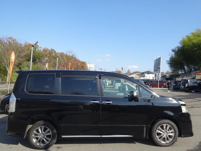 ヴォクシー ZS 煌II ナビ 両側電動スライドドア スマートキー プッシュスタート バックカメラ Bluetoothオーディオ パワーウィンドウ 電動格納ミラー HIDライト 一年保証(6枚目)