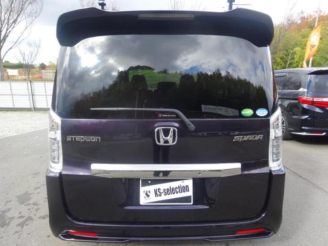 ステップワゴンスパーダ Ｚ　クールスピリット　クルーズコントロール　バックカメラ　両側電動スライドドア　オートエアコン　ＥＴＣ　スマートキー　ＨＩＤヘッドライト（6枚目）