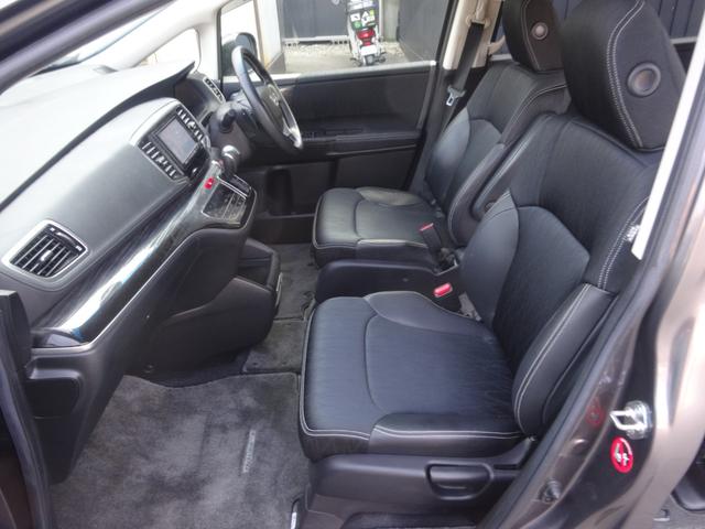 オデッセイ アブソルート　パドルシフト　バックカメラ　プッシュスタート　両側電動スライドドア　衝突被害軽減ブレーキ　パワーウィンドウ　電動格納ミラー　ＥＴＣ　オートエアコン（10枚目）