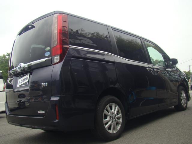 エスクァイア ハイブリッドＧｉ　オートライト　オートエアコン　ステアリングスイッチ　バックカメラ　Ｂｌｕｅｔｏｏｔｈ　両側電動スライドドア　パワーウィンドウ　プッシュスタート　ＥＴＣ（41枚目）