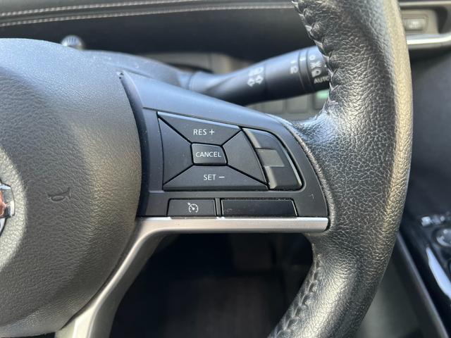 セレナ ハイウェイスターＧ　オートライト　オートエアコン　ステアリングスイッチリモコン　クルーズコントロール　Ｂｌｕｅｔｏｏｔｈ　バックカメラ　プッシュスタート　両側電動スライドドア　衝突軽減ブレーキ　パワーウィンドウ　ＥＴＣ（17枚目）