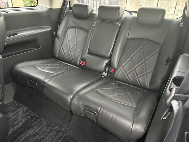 エルグランド ２５０ハイウェイスタープレミアム　スマートキー　ＥＴＣ　Ｂｌｕｅｔｏｏｔｈ　バックモニター　両側電動スライドドア　シートヒーター／クーラー　横滑り防止　サンシェード　フリップダウンモニター（12枚目）