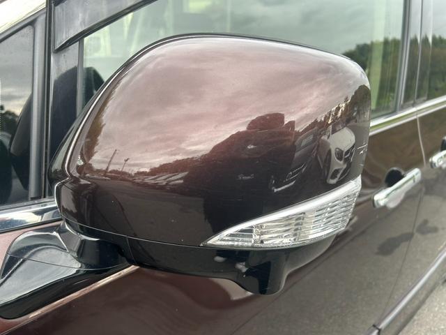 エルグランド ２５０ハイウェイスタープレミアム　スマートキー　ＥＴＣ　Ｂｌｕｅｔｏｏｔｈ　バックモニター　両側電動スライドドア　シートヒーター／クーラー　横滑り防止　サンシェード　フリップダウンモニター（57枚目）