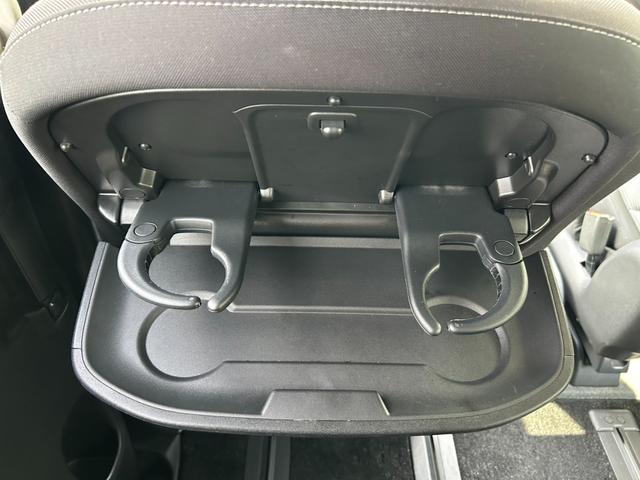 セレナ ｅ－パワー　ハイウェイスターＶ　ドライブレコーダー　Ｂｌｕｅｔｏｏｔｈオーディオ　ＥＴＣ　バックカメラ　両側電動スライドドア　ステアリングスイッチ　クルーズコントロール　スマートキー（38枚目）