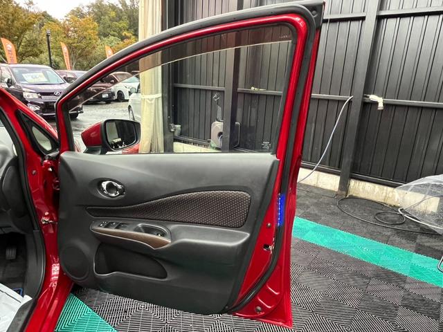 ノート  フルセグ スマートルームミラー アラウンドビューモニター 踏み間違い防止 横滑り防止 スマートキー オートエアコン オートエアコン オートライト  衝突軽減ブレーキ(45枚目)