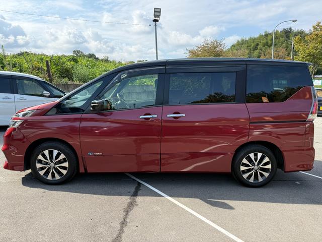 セレナ ハイウェイスター　Ｖセレクション　ＥＴＣ　スマートキー　アラウンドビューモニター　パーキングアシスト　フリップダウンモニター　両側電動スライドドア　デジタルインナーミラー　ドライブレコーダー（6枚目）