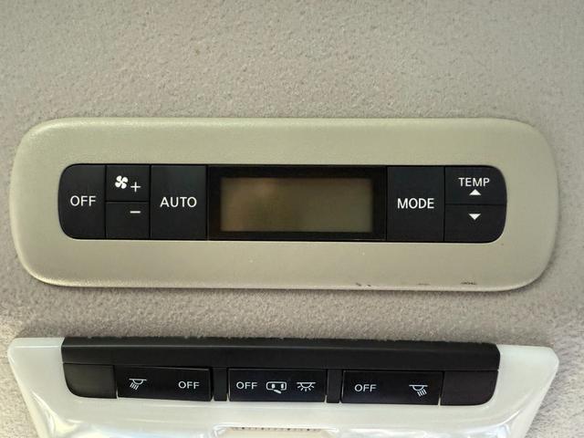 セレナ ハイウェイスター　Ｖセレクション　ＥＴＣ　スマートキー　アラウンドビューモニター　パーキングアシスト　フリップダウンモニター　両側電動スライドドア　デジタルインナーミラー　ドライブレコーダー（36枚目）