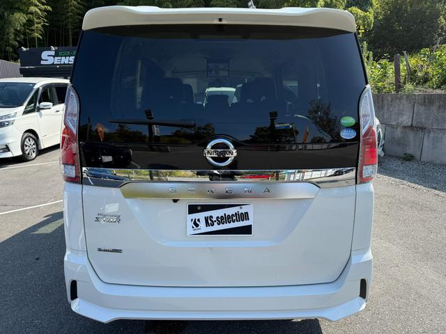セレナ ハイウェイスター　Ｖセレクション　スマートキー　両側電動スライドドア　バックモニター　Ｂｌｕｅｔｏｏｔｈ　サンシェード　フリップダウンモニター　ドライブレコーダー　タイヤサイズ１９５／６０Ｒ１６（5枚目）