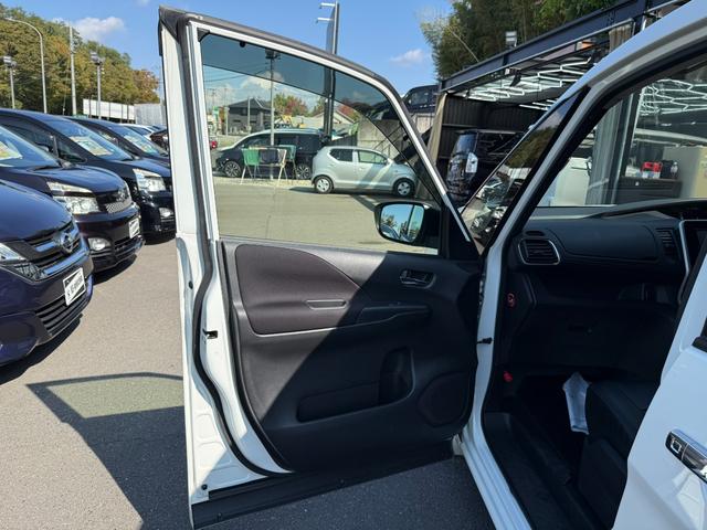 セレナ ハイウェイスター　Ｖセレクション　スマートキー　両側電動スライドドア　バックモニター　Ｂｌｕｅｔｏｏｔｈ　サンシェード　フリップダウンモニター　ドライブレコーダー　タイヤサイズ１９５／６０Ｒ１６（47枚目）