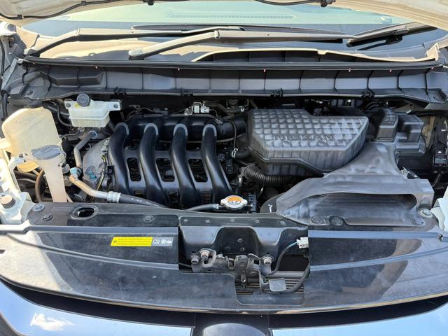 セレナ ハイウェイスター　Ｖセレクション　スマートキー　両側電動スライドドア　バックモニター　Ｂｌｕｅｔｏｏｔｈ　サンシェード　フリップダウンモニター　ドライブレコーダー　タイヤサイズ１９５／６０Ｒ１６（49枚目）