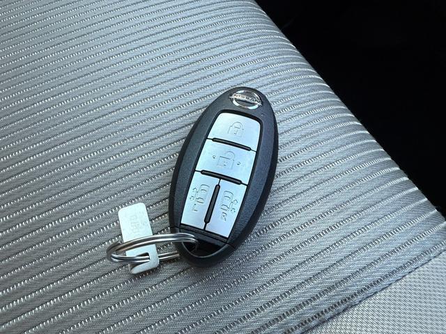 セレナ ハイウェイスター　ＥＴＣ　スマートキー　アラウンドビューモニター　デジタルインナーミラー　フリップダウンモニター　両側電動スライドドア　ドライブレコーダー　サンシェード（32枚目）