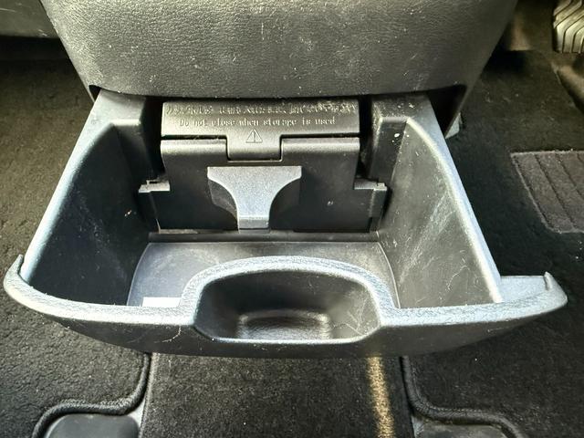 セレナ ハイウェイスターG ETC スマートキー Bluetooth デジタルインナーミラー パーキングアシスト 両側電動スライドドア 衝突被害軽減ブレーキ 横滑り防止 フリップダウンモニター(29枚目)