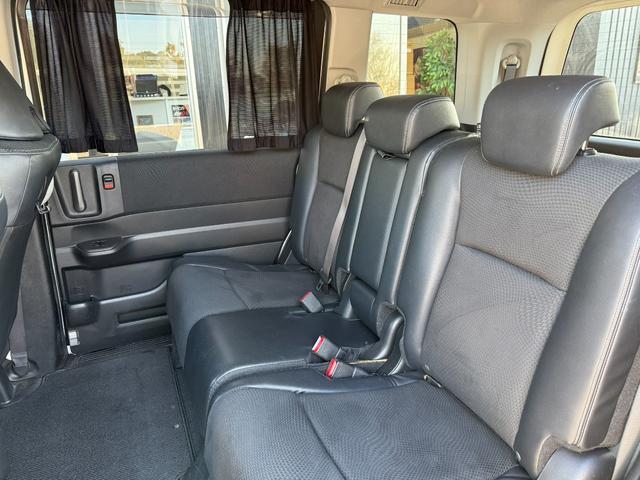 ステップワゴンスパーダ Z クールスピリット ETC スマートキー 両側電動スライドドア サンシェード バックモニター Bluetooth オートライト 横滑り防止 タイヤサイズ205/55R17(11枚目)