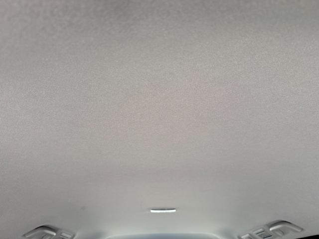 ステップワゴンスパーダ Z クールスピリット ETC スマートキー 両側電動スライドドア サンシェード バックモニター Bluetooth オートライト 横滑り防止 タイヤサイズ205/55R17(14枚目)