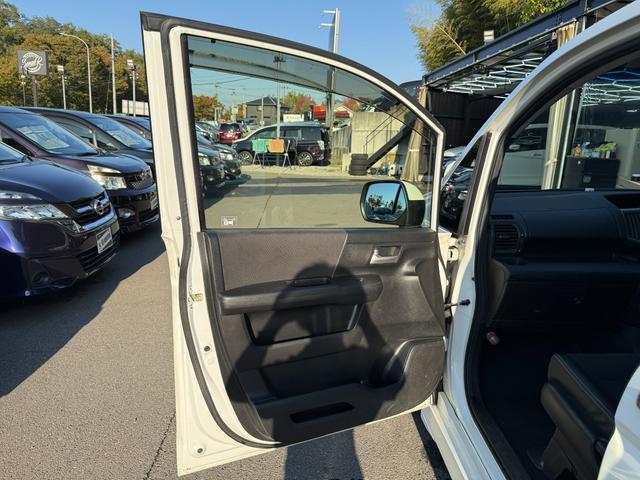 ステップワゴンスパーダ Z クールスピリット ETC スマートキー 両側電動スライドドア サンシェード バックモニター Bluetooth オートライト 横滑り防止 タイヤサイズ205/55R17(45枚目)