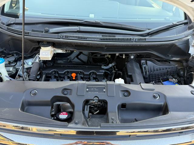 ステップワゴンスパーダ Z クールスピリット ETC スマートキー 両側電動スライドドア サンシェード バックモニター Bluetooth オートライト 横滑り防止 タイヤサイズ205/55R17(47枚目)