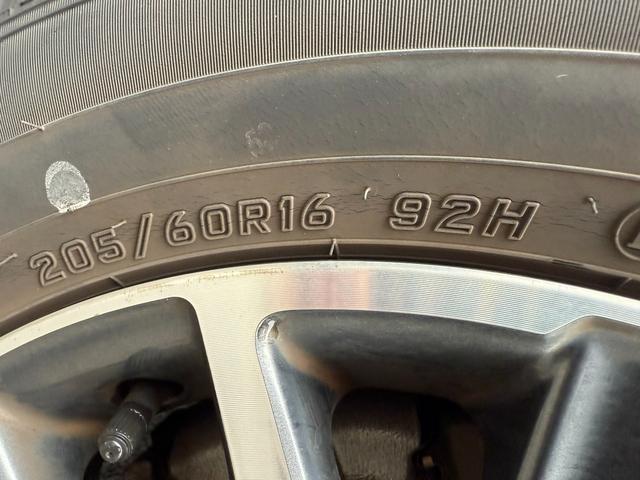 ヴォクシー ZS スマートキー ETC Bluetooth バックモニター 電動スライドドアボタン 横滑り防止 ECOモード サンシェード オートエアコン オートライト 純正ステアリング(50枚目)