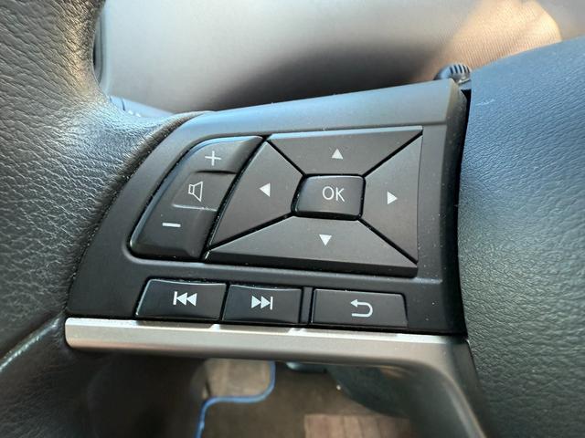 セレナ ｅ－パワー　ＸＶ　スマートキー　Ｂｌｕｅｔｏｏｔｈ　バックモニター　アラウンドビューモニター　両側電動スライドドア　ＥＴＣ　デジタルインナーミラー　サンシェード　ドライブレコーダー　オートライト（24枚目）